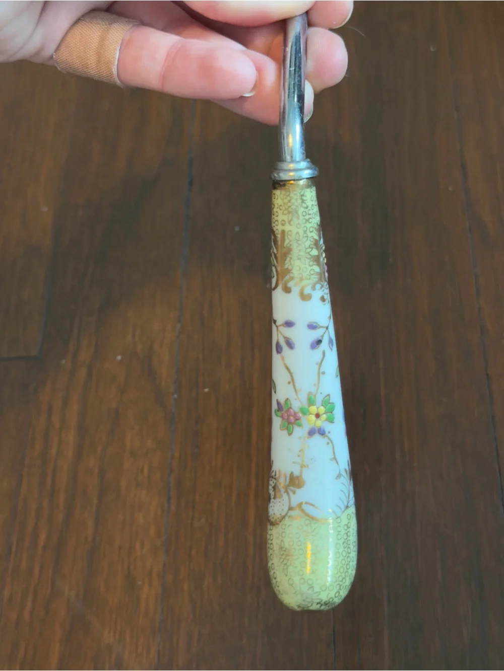 Vintage Hand-Painted Porcelain Handle Angel Food Cake Cutter
